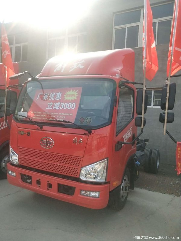 解放j6f潍柴130马力六挡箱到货