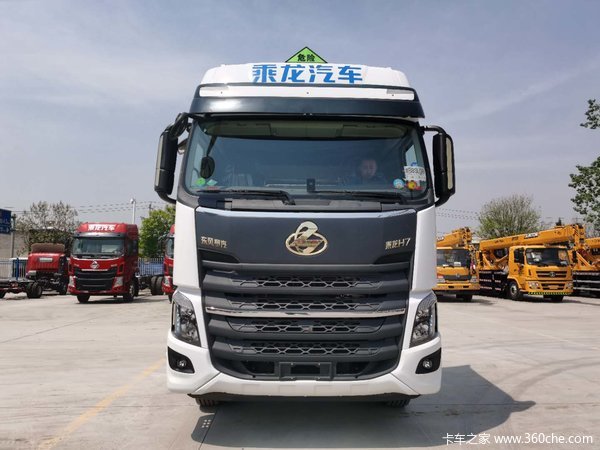 东风柳汽乘龙h7豪华版lng牵引车