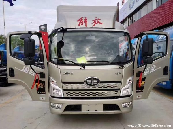 解放高端轻卡领途42米自动档配康明斯发动机到店了