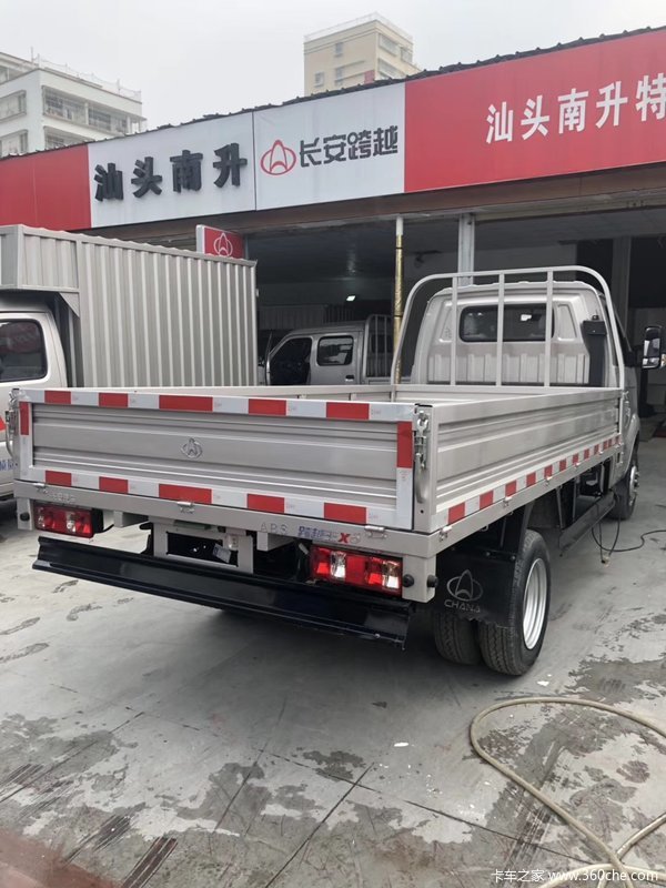 3万 跨越王x5柴油载货车