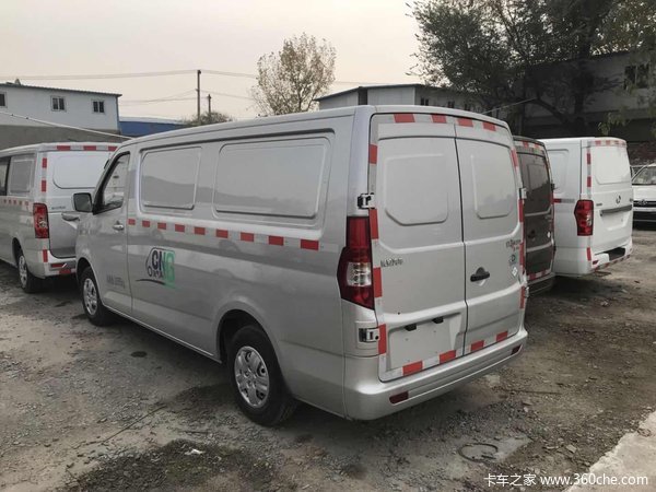 长安睿行m80 原厂油气两用 特价车