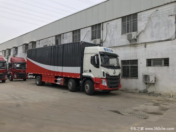 乘龙h5单桥96米快递车玉柴康明斯动力法士特变速箱