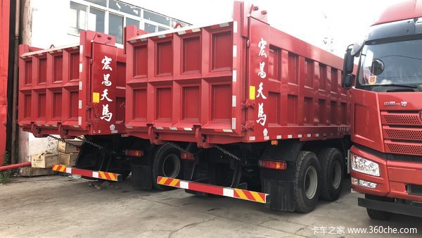 解放550马力劲领版85米自卸车宏昌天马货箱仅4台先到先得