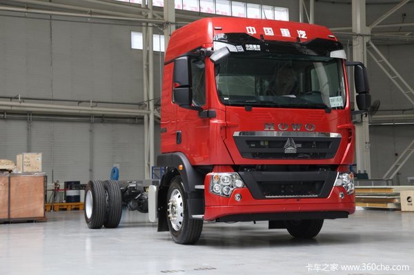 中国重汽豪沃tx 240 6米8优惠大放送