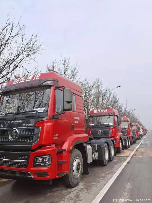 陕汽德龙新M3000图片,陕汽德龙新m3000s图片 陕汽德龙新m3000s 系列车型比同级别车的颜值提升了不少奢华