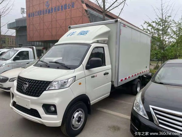 福田祥菱单排厢式运输车33米货箱
