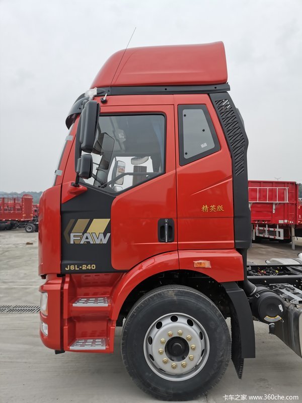解放j6l240马力精英版,j6l精英版图片 j6l中卡 精英版优惠进行中 车型名称 一汽解放 j6l中卡 精英版 240