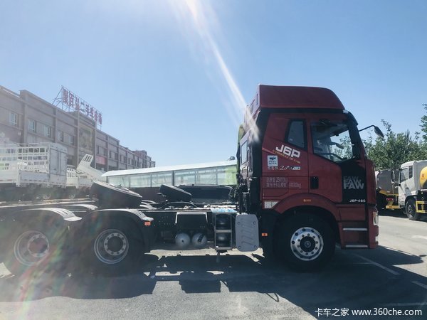 解放j6p牵引车限时促销中优惠1万元