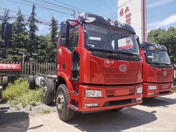 潍坊市圣达汽车销售服务 促销新闻 j6l6*2 240马力平顶排半驾驶室2021