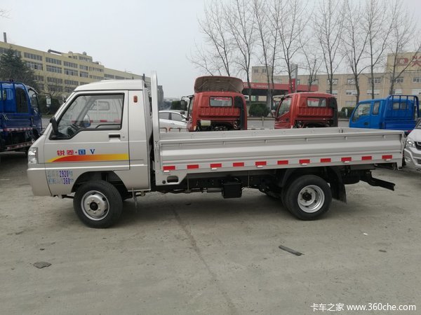 天津市4.5吨以下微卡箱货的营运证取消了吗?