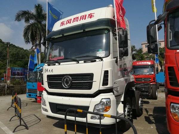 新车促销 东风新天龙h现售25.6万