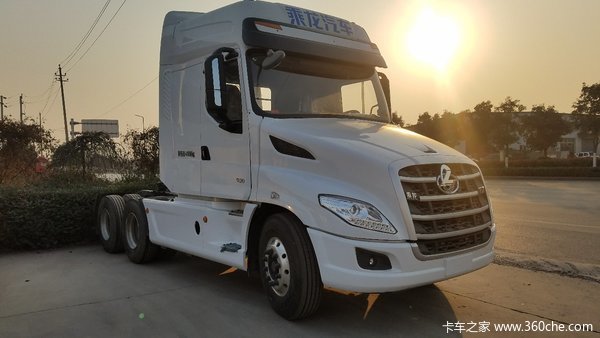 冲刺销量 商丘乘龙t7牵引车仅售33.3万