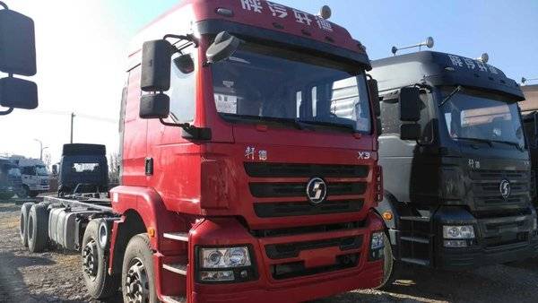 6米特价促销   陕汽商用车 轩德x3重卡 复合版330马力 8x4 9.