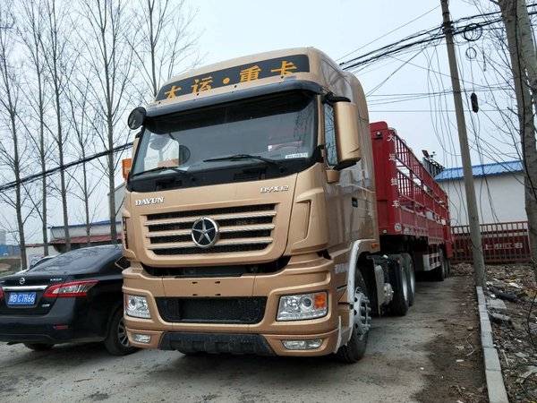 新车到店 >大运n9 430马力两年免息   大运 n9重卡 430马力 6x4牵引车