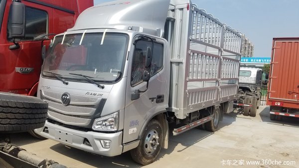 福田 欧马可S3系 143马力 3.83米排半仓栅式轻卡(国五)(BJ5048CCY-FE)装配宽体2060驾驶室,动力方面,搭载福田康明斯ISF3.8s5141发动机,输出功率为143马力,符合国五/京五排放,匹配万里扬WLY6T120变速箱,档位数为6,采用6T后桥,速比为3.727,对该款新车有购买意向的用户欢迎致