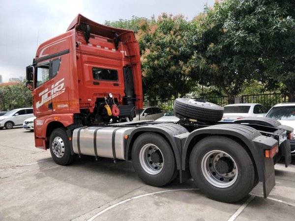 jh6 发动机型号 锡柴ca6dm2-46e51 马力 460 排放标准 国五 变速箱