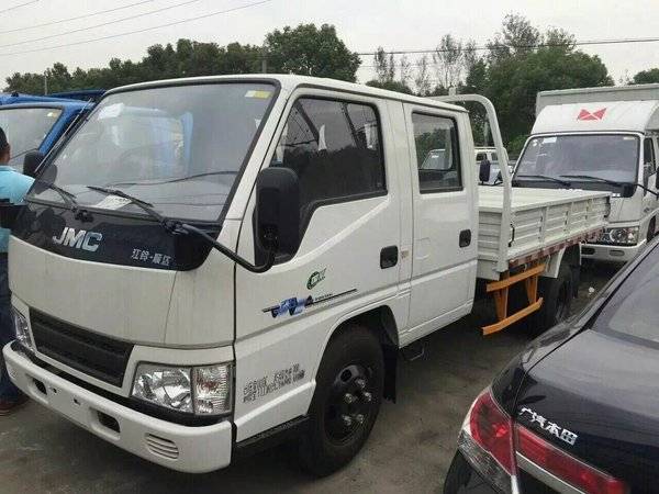 32米双排厢式轻卡(jx5044xxyxsge2)  详情表 车型名称 江铃 顺达窄体