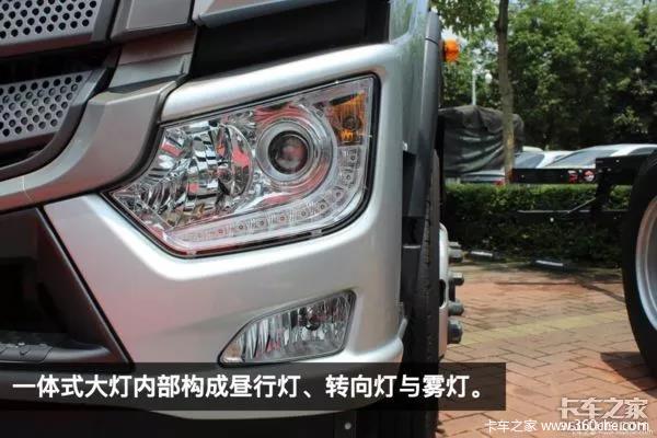 前格栅具有x型特征线,富有科技感,独特横灯设计,与欧马可产品一脉相