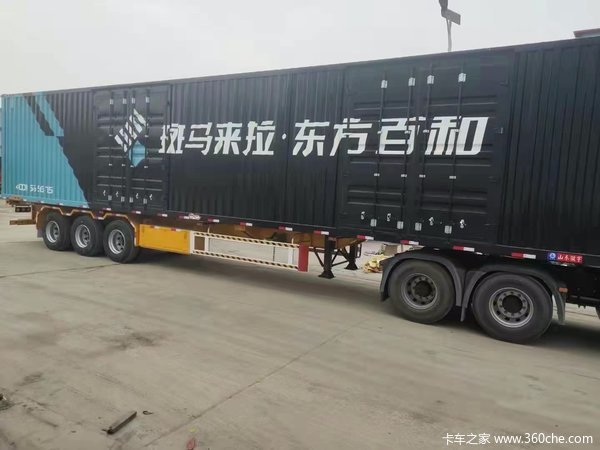 专业订做各种尺寸集装箱半挂车,飞翼厢车集装箱式半挂车图片