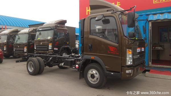 中国重汽HOWO 悍将 156马力 4.15米单排仓栅式轻卡底盘(ZZ5047CCYG3315E143)