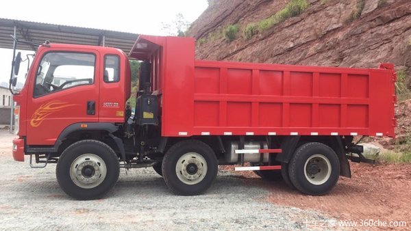 特价:16.58万、中国重汽-豪曼-小三轴、玉柴185马力提回家