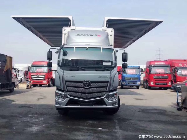 恭喜冷源物流陈总喜提欧马可S5超级中卡9.8双飞翼厢式车