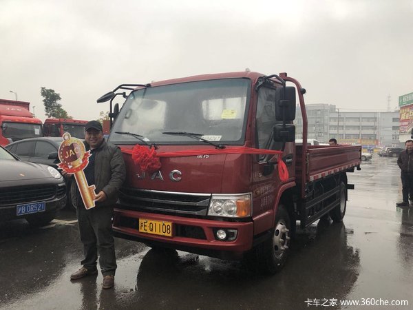 康铃H6载货车成功交付客户