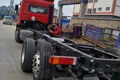 桂林三环6.8米高顶双卧汽车到店了