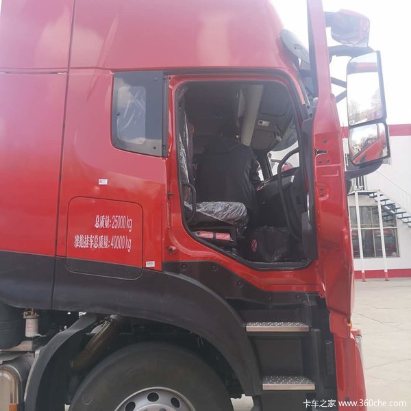 新天龙KL465车型每天都在出库,用了你就知道它确实很省油!