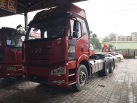 一汽解放 新J6P重卡 质惠运煤版 新北方款 370马力 6X4牵引车