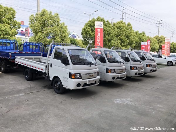 又到一批X5，整车厢式车均小吨位可进城！