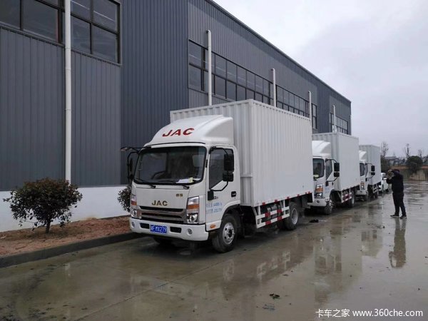 恭喜兴盛优选服务经理宁先生长沙一益阳南县线路 喜提帅铃H载货车