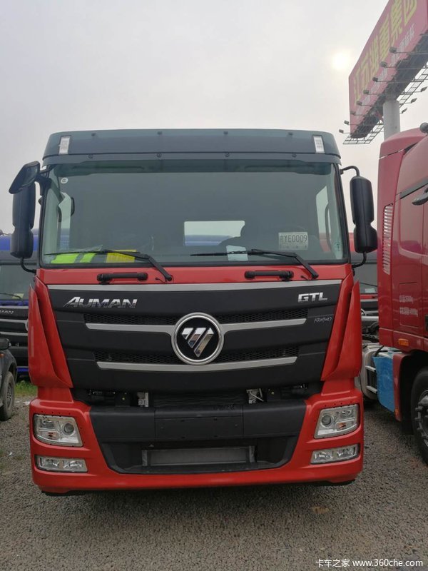 欧曼gtl2019款460马力潍柴复合版平顶牵引车新车到店