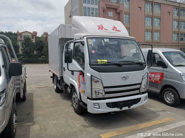 蓝牌轻卡首选上汽跃进x100箱式蓝牌轻卡