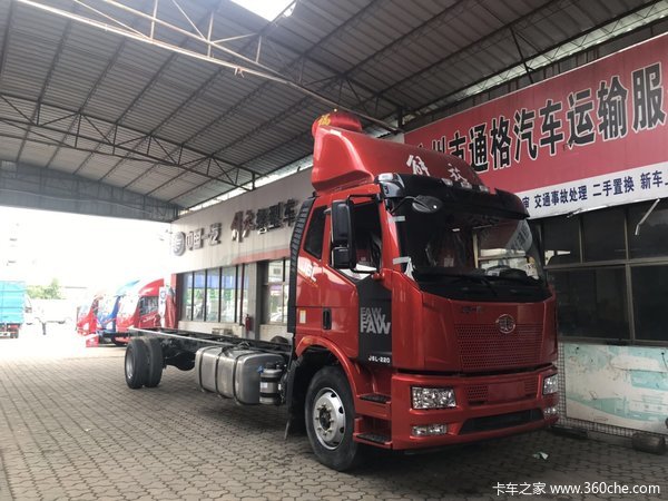 新车到店，解放大单桥J6L快递版载货车仅需17.8万元，广州金誉