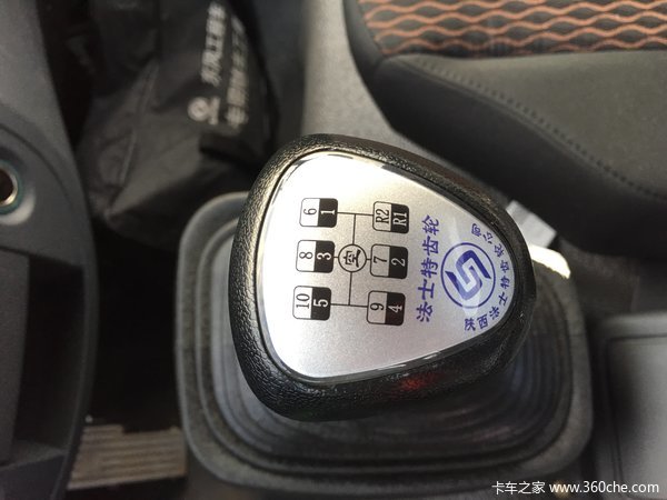 恭喜金牌老用户喜提爱车_东风力拓环保自卸货 车