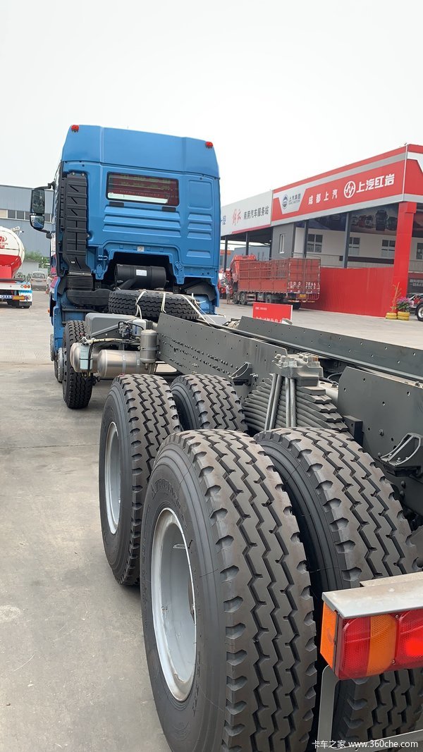 特价汕德卡84自卸车540马力天空蓝