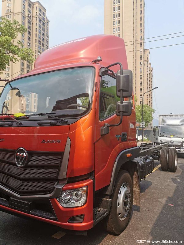 欧马可6.2米全新碟刹底盘到店,综合优惠30000元