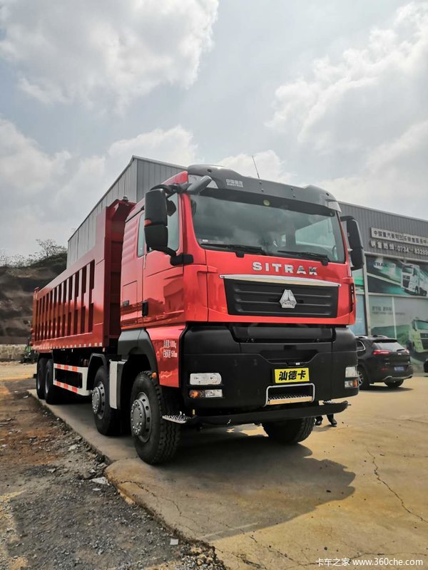 恭喜李总 喜提汕德卡 8x4自卸车