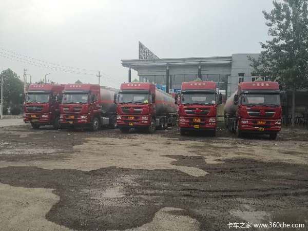 购斯太尔D7B牵引车 享高达3万优惠