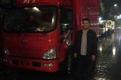 1台J6F载货车成功交付客户，感谢孙总信任