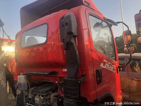 J6F载货车火热促销中 让利高达0.3万