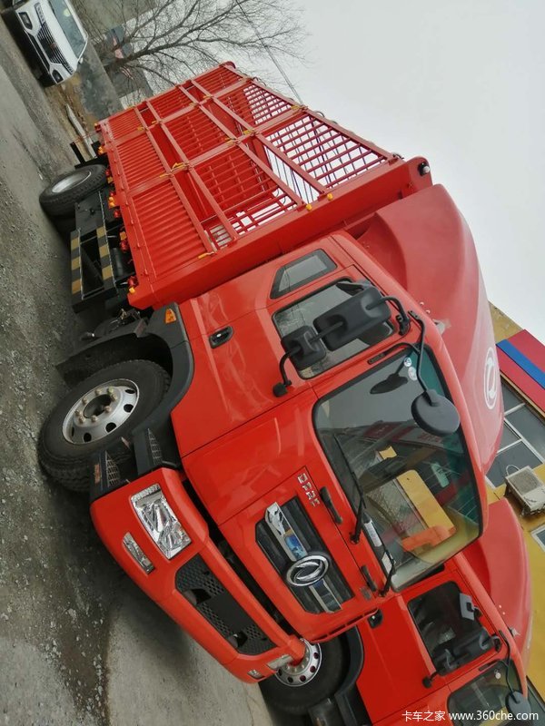 多利卡D9载货车火热促销中 让利高达0.2万