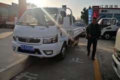 恭喜陈先生购买东风途逸柴油版，高端轿卡选途逸