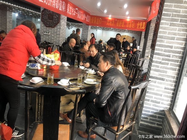 马鞍山众捷汽贸-乘龙汽车产品推介会 圆满顺利现场订车12台