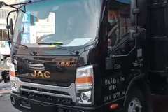 恭喜曲先生成为江淮大家族的一员吉林鑫四通江淮全体员工为您保驾护航