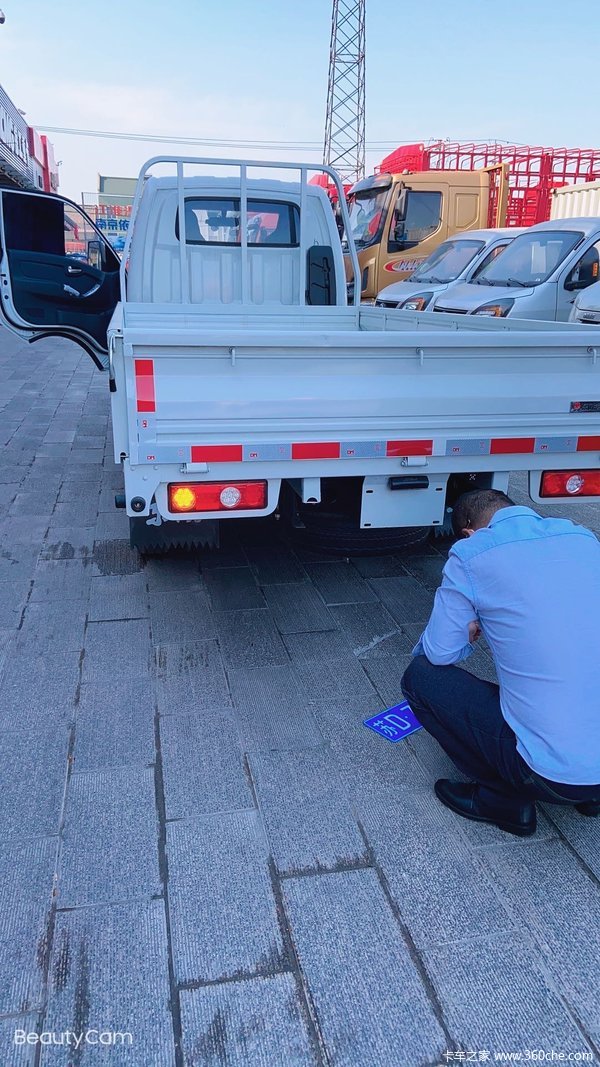 恭喜老板提车，东风，卡车之王，让我们共同致富