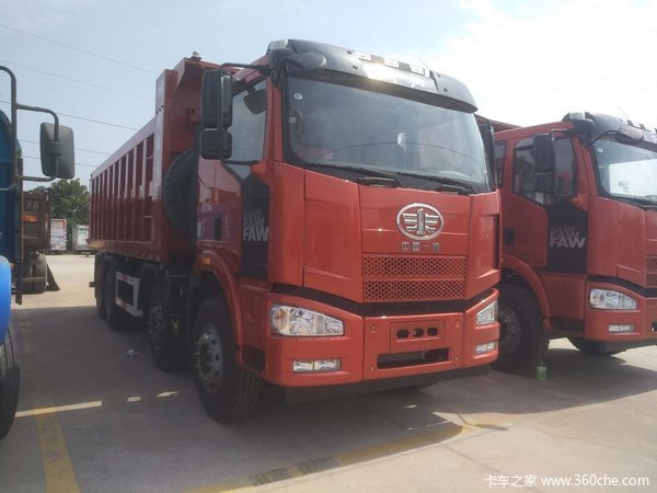 2台解放J6M自卸车成功交付客户 感谢