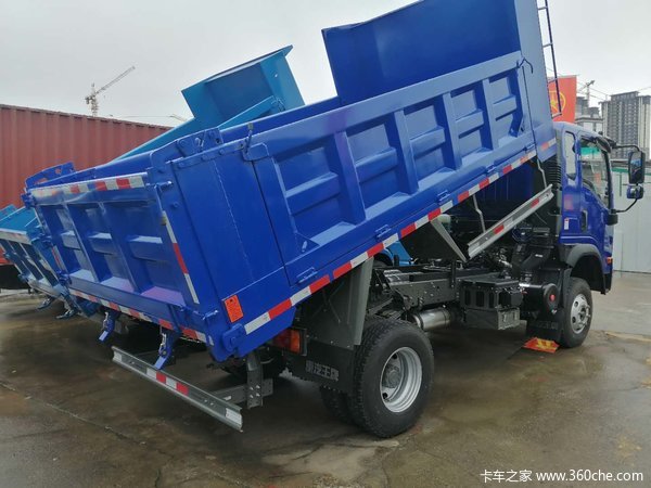 新车到店王牌腾狮4108新款自卸车仅需1468万元