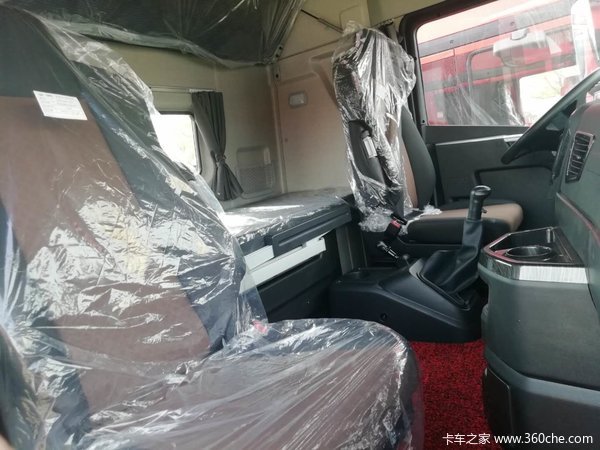 恭喜刘老板 喜提解放JH6领航版460马力载货车